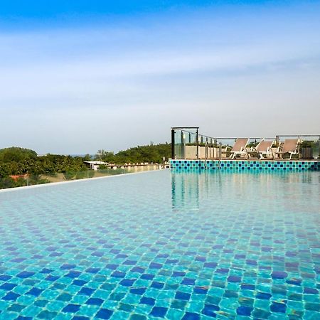 Ozone Condotel By Resava Kata Beach  Exterior photo