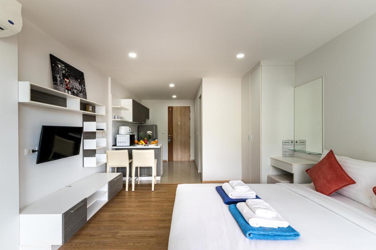 Ozone Condotel By Resava Kata Beach  Exterior photo