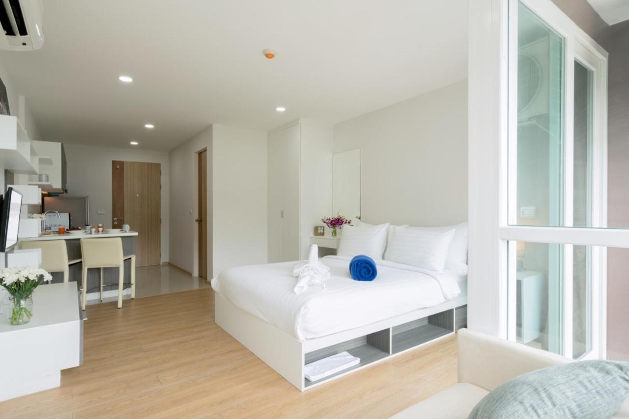 Ozone Condotel By Resava Kata Beach  Exterior photo